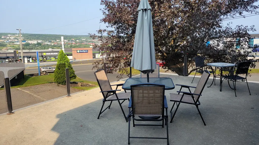 Terrasse du gîte avec coin détente